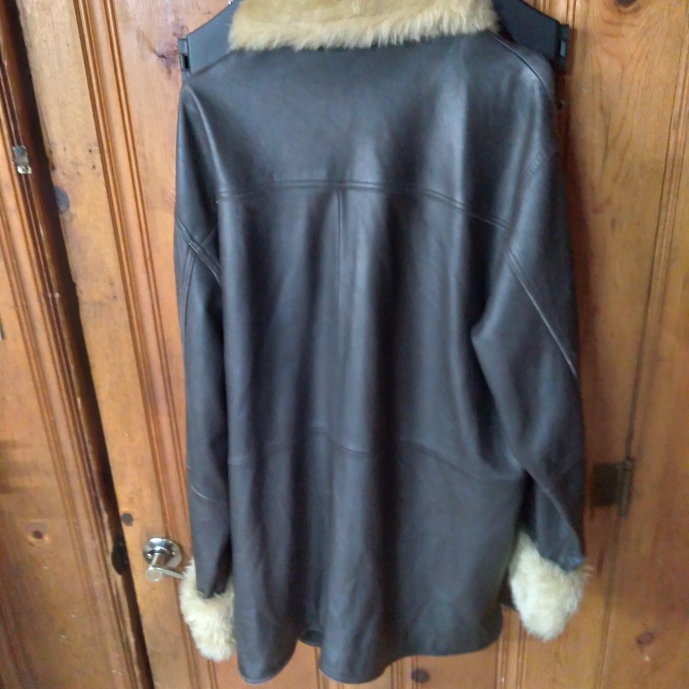 Leather jacket - Picture 5 of 5